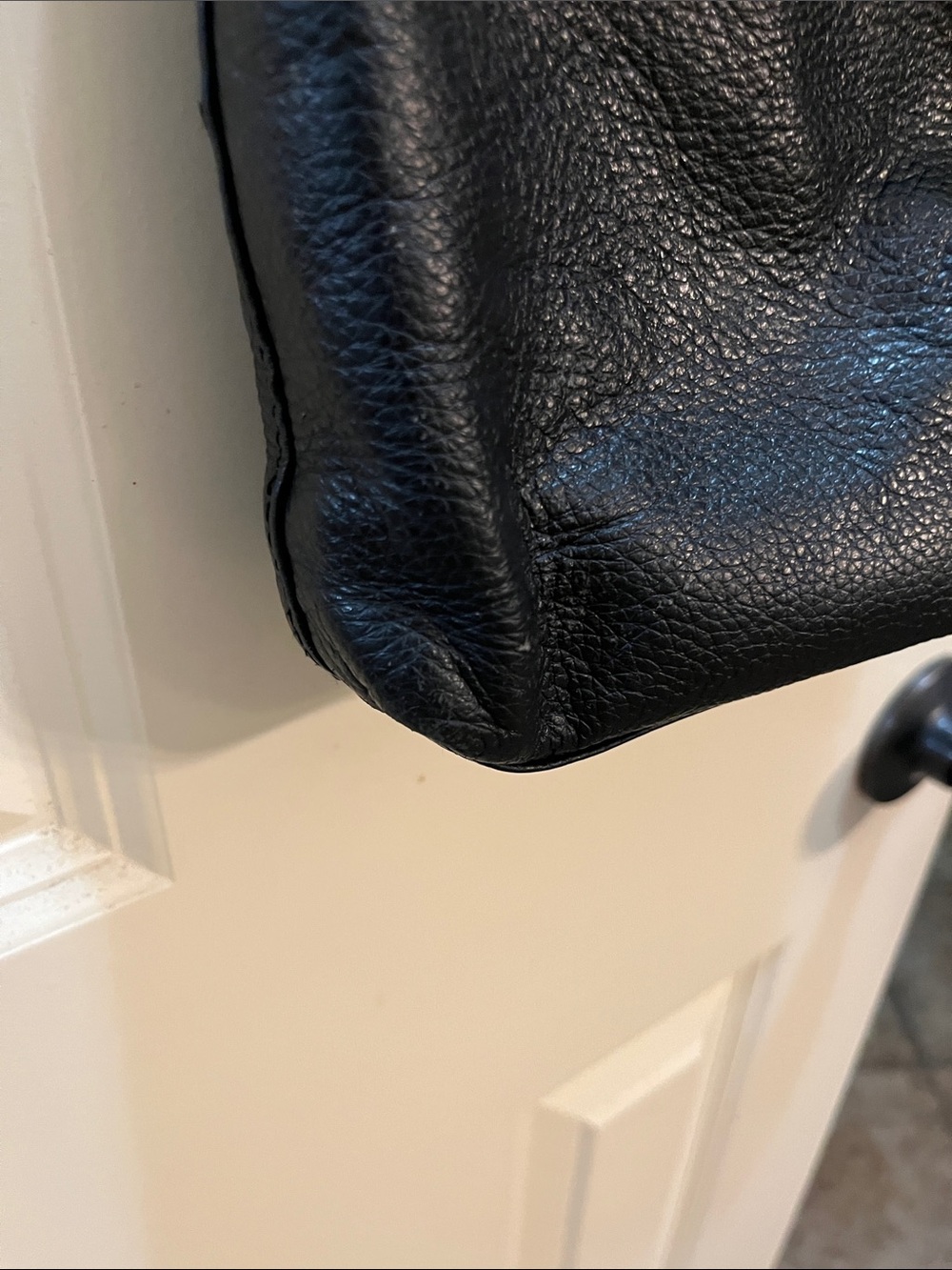 Bugatti Black Leather Crossbody Bag - Picture 11 of 16